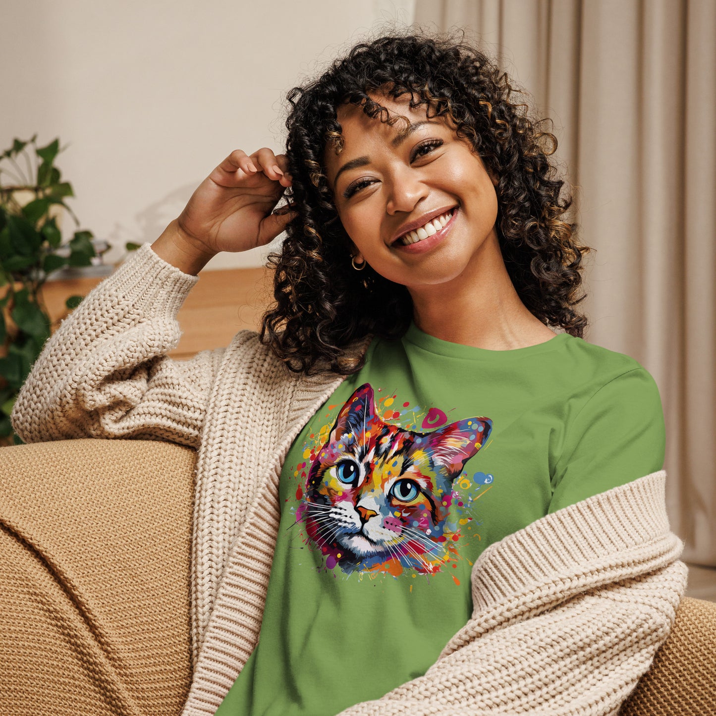 Painted Cat Face Relaxed T-Shirt | Bella + Canvas 6400